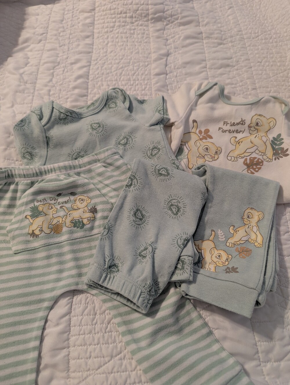 Disney Baby The Lion King Green & Cream Outfits Pants Tops Set 12 Months